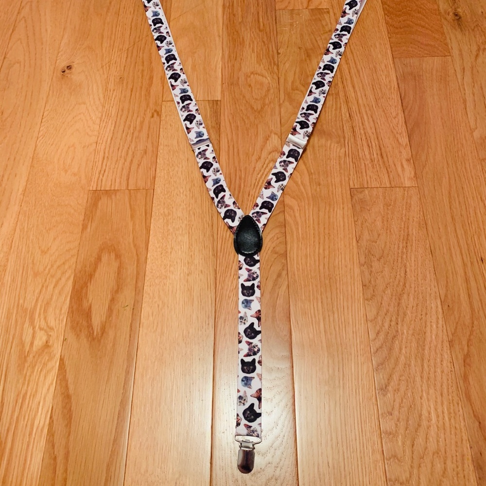 Cat suspenders
